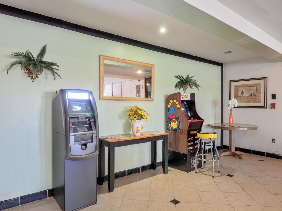 Lonestar Inn & Suites, Erick Ok Hwy 40 By Oyo Екстер'єр фото