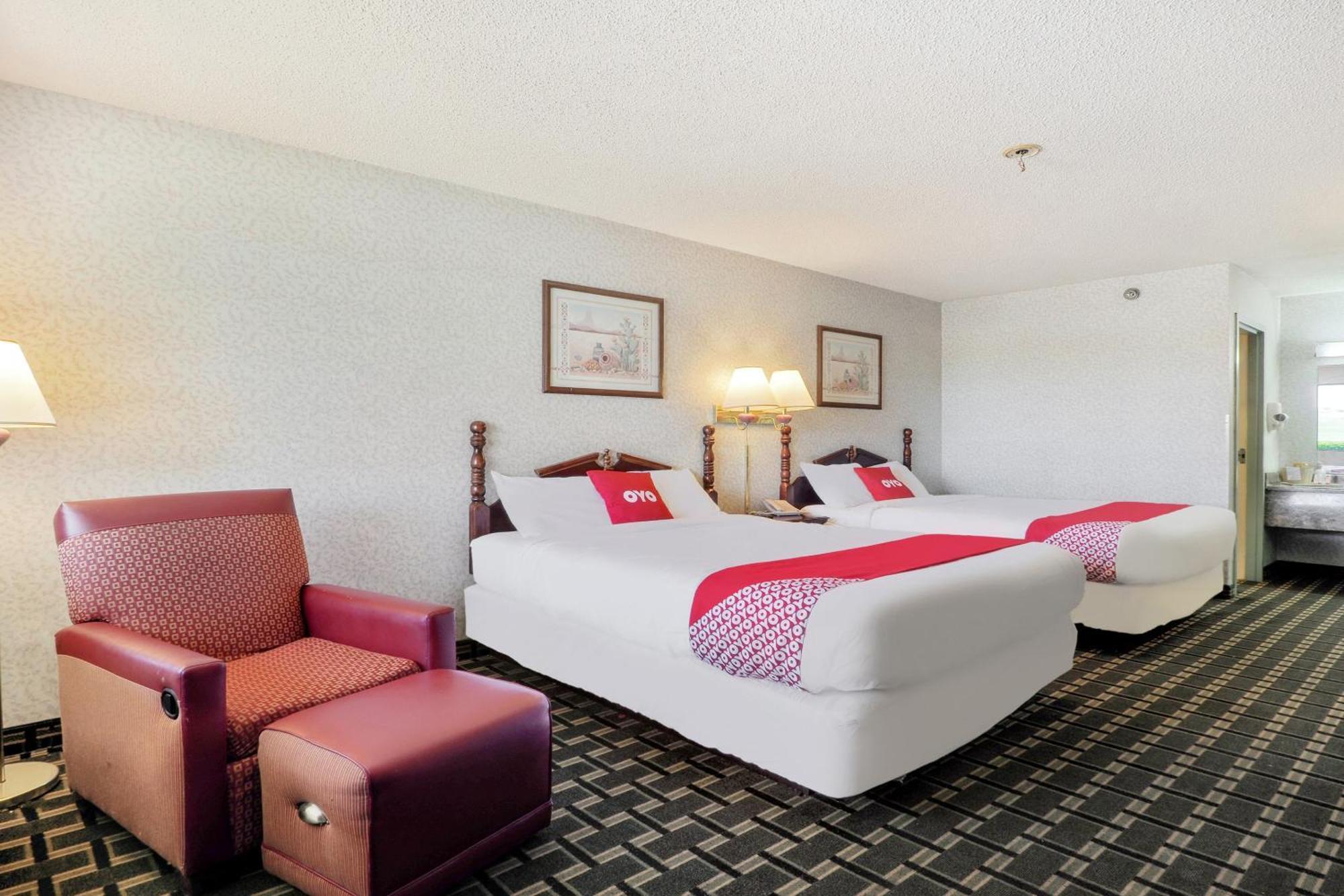 Lonestar Inn & Suites, Erick Ok Hwy 40 By Oyo Екстер'єр фото